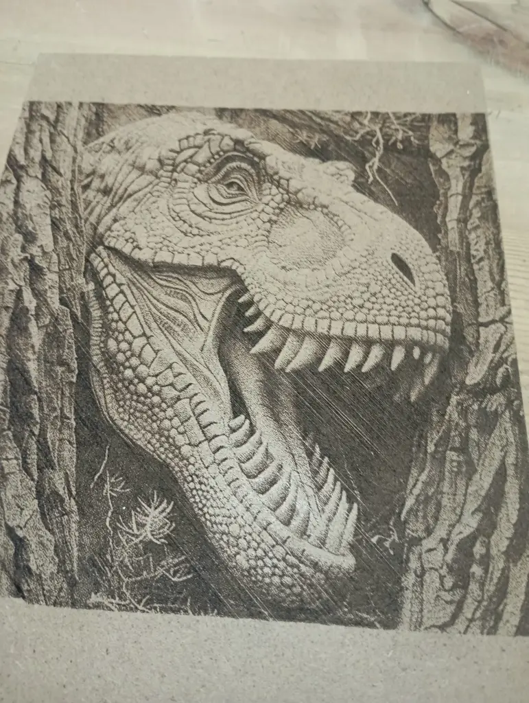 Testa dinosauro/ incisione laser